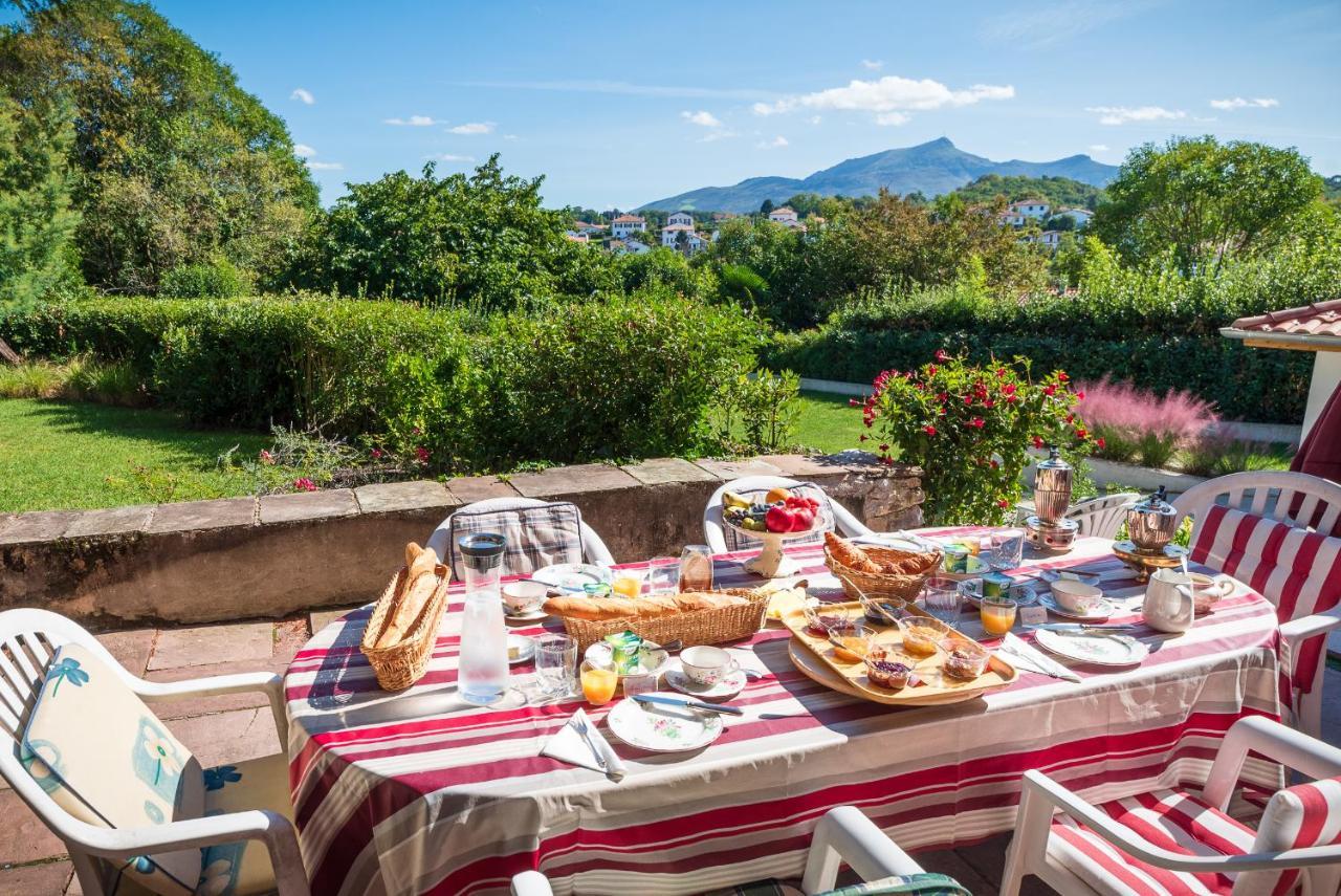 Aita Baita Bed and Breakfast Ciboure Eksteriør billede